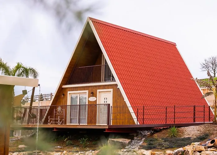 Ama Village - Alojamentos *